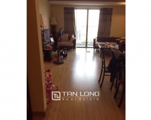 Nice 3 bedroom apartment for rent in Tower B, Sky City Tower, Dong Da district 1