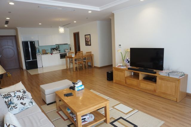 Nice 3 bedroom apartment for rent in Vinhomes Nguyen Chi Thanh