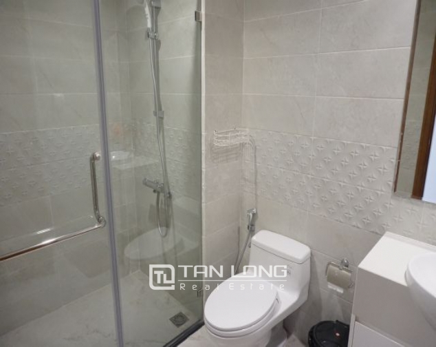 Nice 3 bedroom apartment for rent in Vinhomes Nguyen Chi Thanh 9