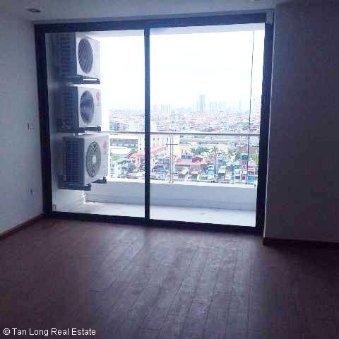Nice 3 bedroom apartment for sale in Golden Land, Thanh Xuan, Hanoi 9