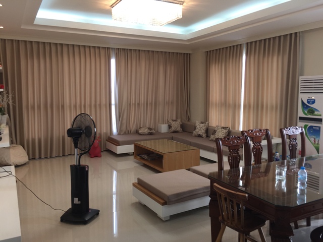 Nice 3 bedroom apartment in Splendora An Khanh for rent, bright and airy spaces