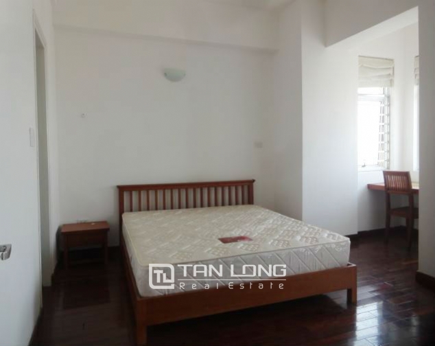Nice 3 bedroom apartment to rent in 713 Lac Long Quan, Tay Ho, Hanoi 2
