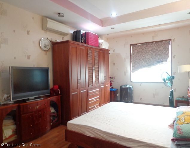 Nice 3 bedroom apartment to sale in 249A Thuy Khue, Tay Ho, Hanoi 7