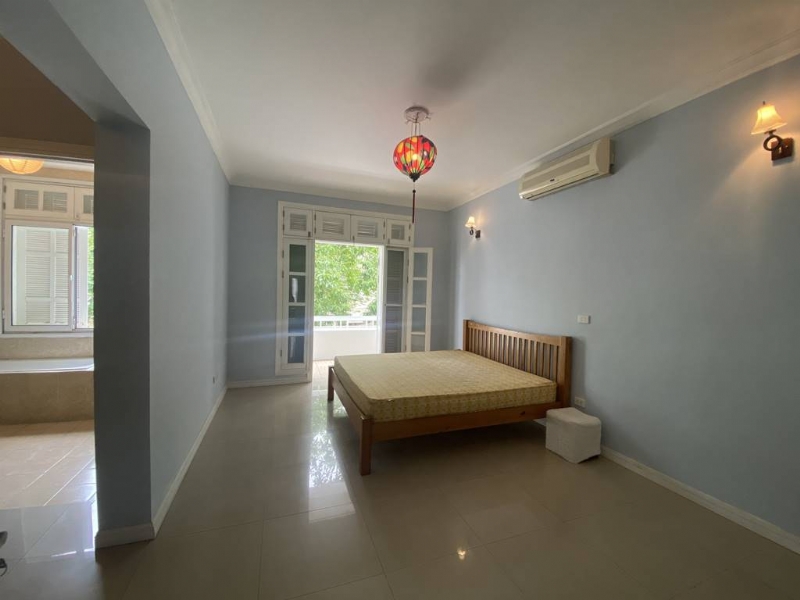 Nice 5BDs villa for rent in T6 Ciputra 5