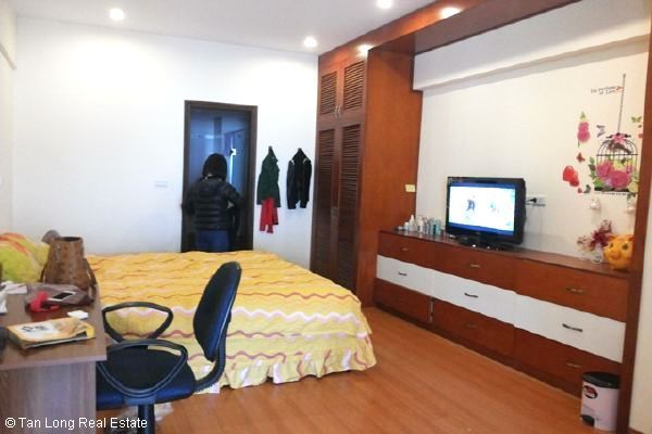 Nice and cheap apartment rental at N05 Trung Hoa Nhan Chinh urban 4