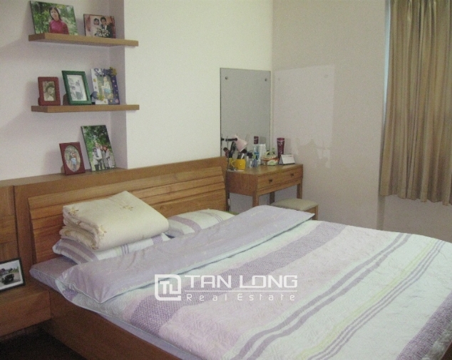 Nice aparment with 3 bedrooms for sale in 71 Nguyen Chi Thanh, Dong Da district 4
