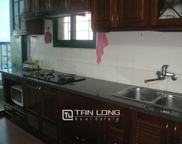 Nice aparment with 3 bedrooms for sale in 71 Nguyen Chi Thanh, Dong Da district 6