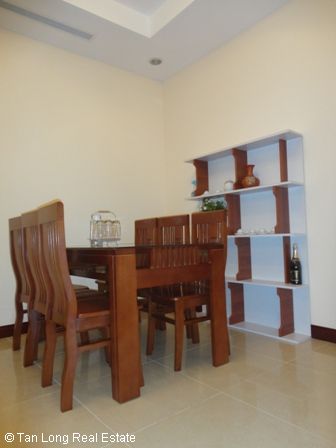 Nice apartment 2 bedroom in Royal city for rent,  105 sqm2 2
