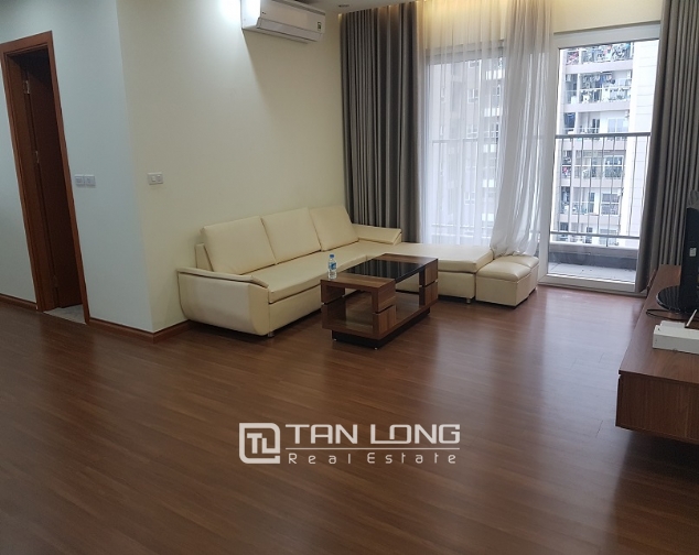 Nice apartment in Golden Palace, Me Tri,  Hanoi for rent 2