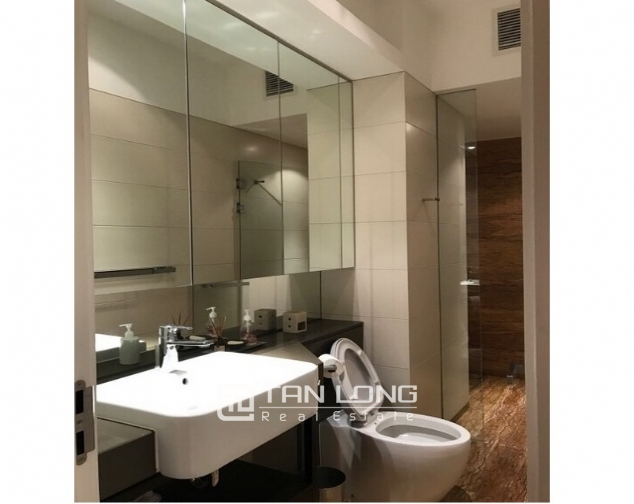 Nice apartment in Indochina Plaza, Cau Giay district, Hanoi for lease 7