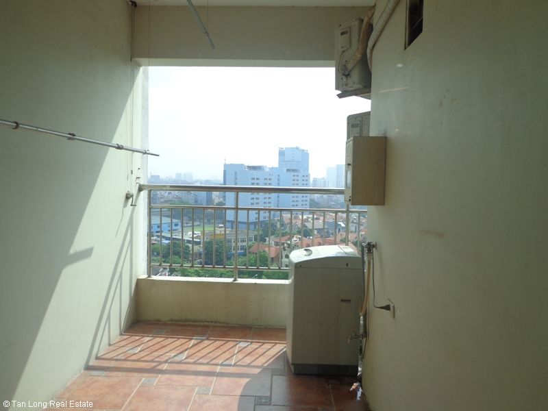 Nice apartment with 3 bedrooms for lease in 34T Trung Hoa Nhan Chinh Urban, Cau Giay, Hanoi 4