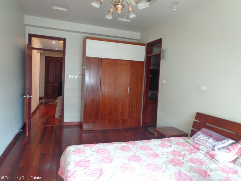 Nice apartment with 3 bedrooms for lease in 34T Trung Hoa Nhan Chinh Urban, Cau Giay, Hanoi 10