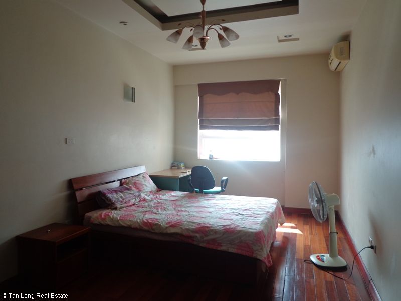 Nice apartment with 3 bedrooms for lease in 34T Trung Hoa Nhan Chinh Urban, Cau Giay, Hanoi 7