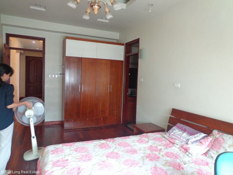 Nice apartment with 3 bedrooms for lease in 34T Trung Hoa Nhan Chinh Urban, Cau Giay, Hanoi 9