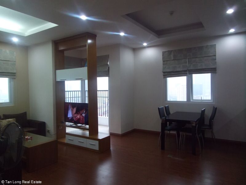 Nice fully furnished 2 bedroom apartment for rent in Trung Yen Plaza, Tran Duy Hung street, Cau Giay district 4