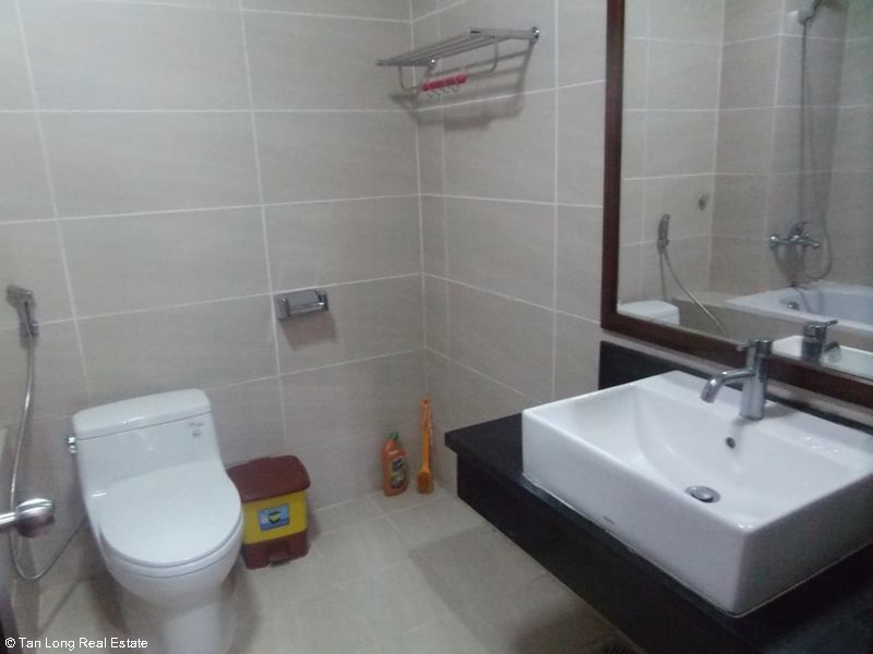 Nice fully furnished 2 bedroom apartment for rent in Trung Yen Plaza, Tran Duy Hung street, Cau Giay district 10