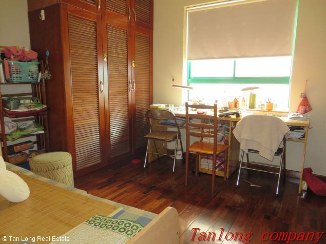 Nice fully furnished 3 bedroom apartment in 17T5, Trung Hoa Nhan Chinh, Cau Giay district 5
