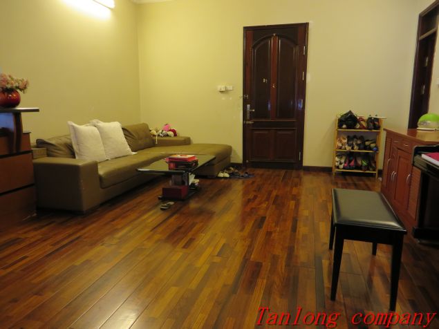 Nice fully furnished 3 bedroom apartment in 17T5, Trung Hoa Nhan Chinh, Cau Giay district