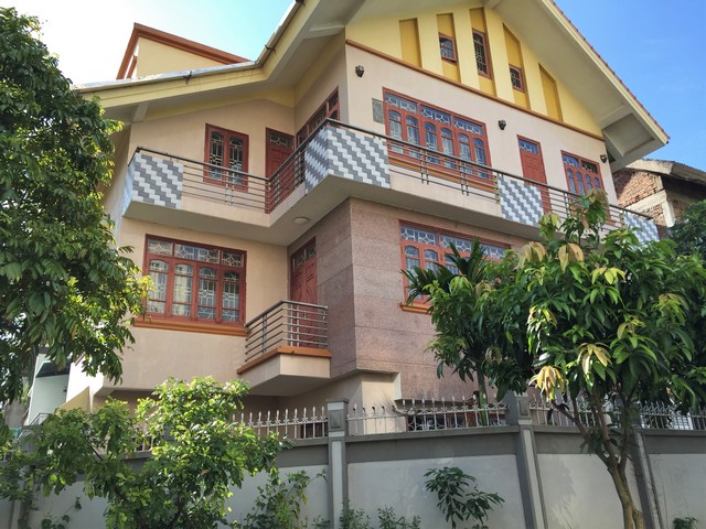 Nice fully furnished 4 bedroom villa for rent at Sai Dong urban area, Long Bien district, Hanoi. 