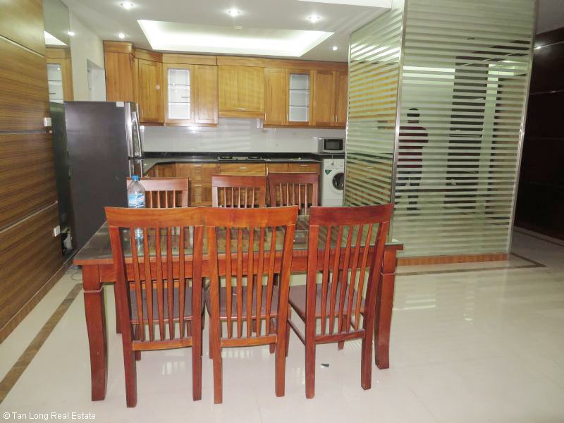 Nice fully-furnished 3 bedroom apartment for rent in M5 Nguyen Chi Thanh, Dong Da district, Hanoi. 4