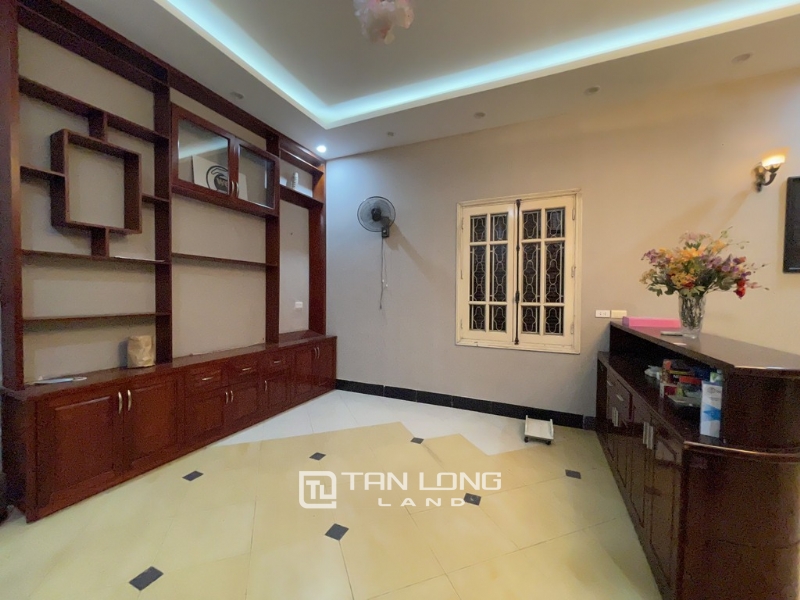 Nice garden villa for rent in Tay Ho area, close to Bangladesh Embassy in Vietnam 8