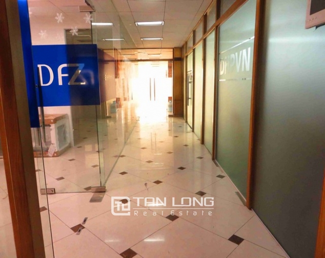 Nice office in Doi Can street, Ba Dinh district for lease 2