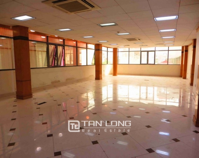 Nice office in Doi Can street, Ba Dinh district for lease 4