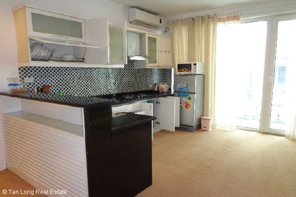 Nice serviced apartment for lease in Bui Thi Xuan street 5