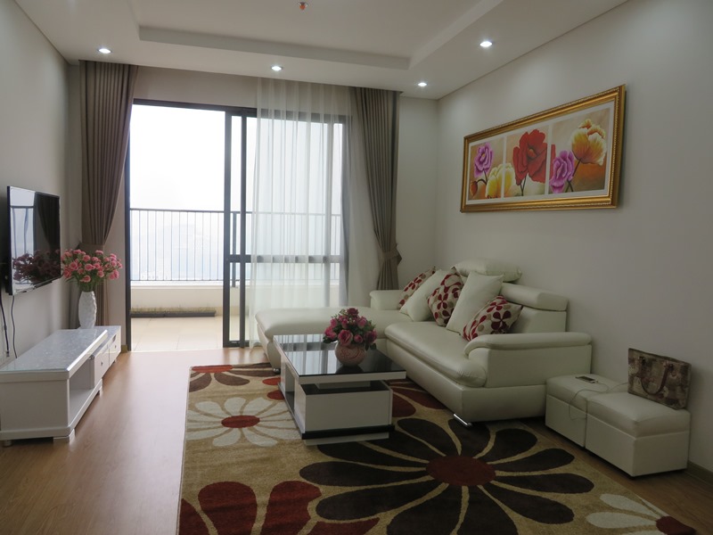 Nice view with large balcony apartment in Ha Do Park, Cau Giay District for rent