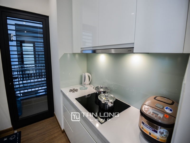 Nicely decor apartment for rent in LUX 6, Vinhomes Golden River, Ho Chi Minh City 8