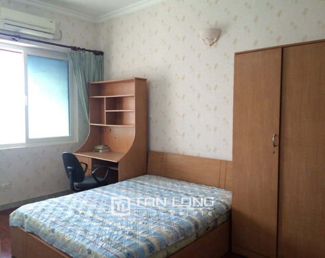Nicely furnished 3 bedroom apartment to lease in 34T Trung Hoa Nhan Chinh urban, Cau Giay 5