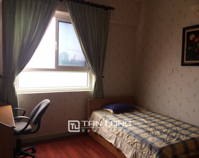 Nicely furnished 3 bedroom apartment to lease in 34T Trung Hoa Nhan Chinh urban, Cau Giay 7