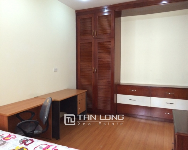 Nicely furnished 3 bedroom apartment to rent in 25T1 in N05 Tran Duy Hung, Cau Giay 6