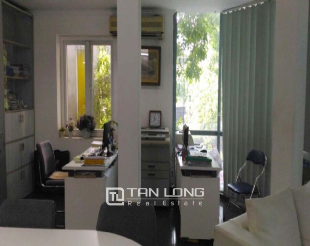 Office for lease in Ly Nam De 5