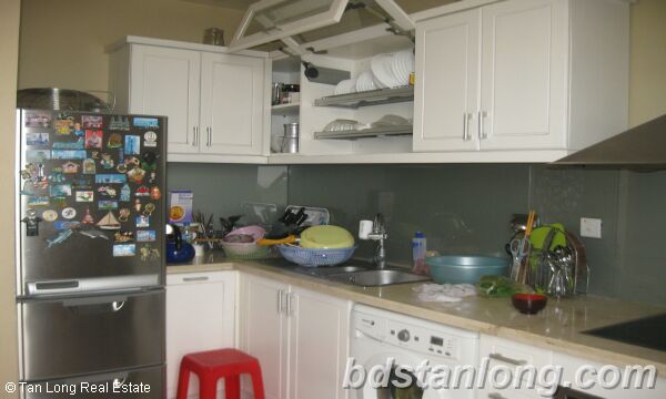Pacific apartment for rent at 83 Ly Thuong Kiet street 5