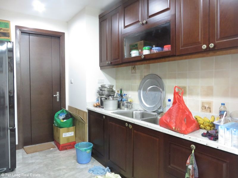 Platinum Residence 2 bedroom apartment for rent in Ba Dinh district. 3