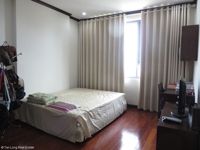 Platinum Residence 2 bedroom apartment for rent in Ba Dinh district. 8
