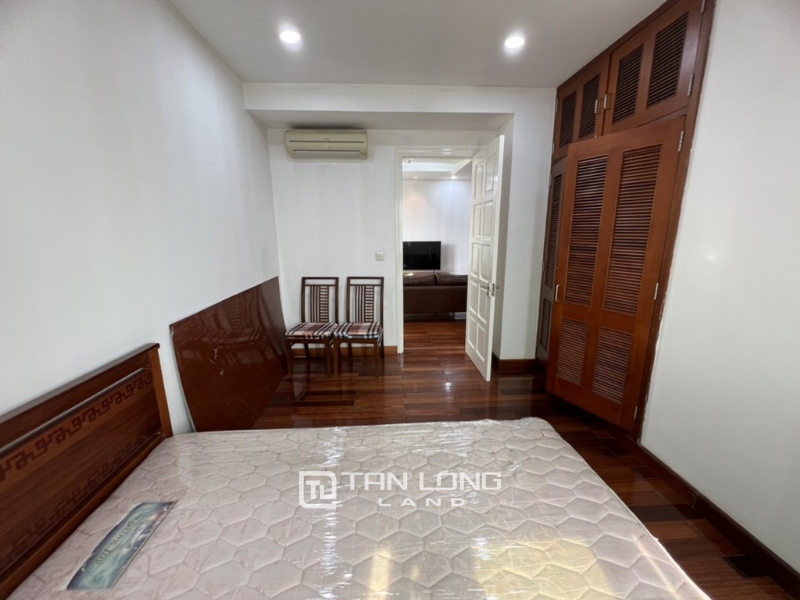 Pretty 3 - bedroom apartment in E5 Ciputra for lease 11