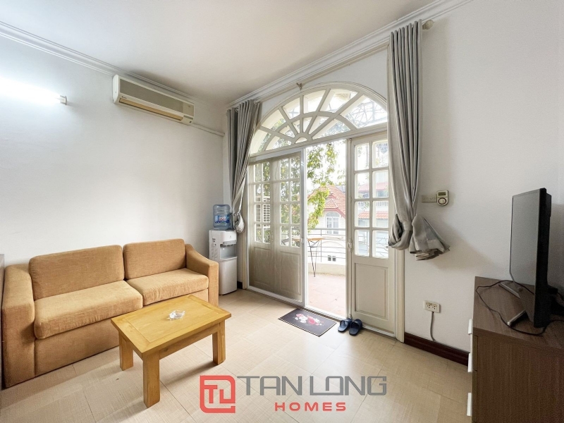 Pretty studio service apartment in To Ngoc Van street for lease. 1