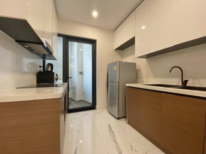 Reasonable 2 - bedroom apartment for rent in Sunshine City 3