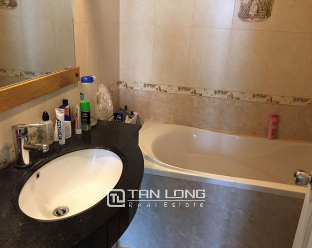 Red river view apartment with 3 bedrooms in Kinh Do building, Hai Ba Trung for rent 9