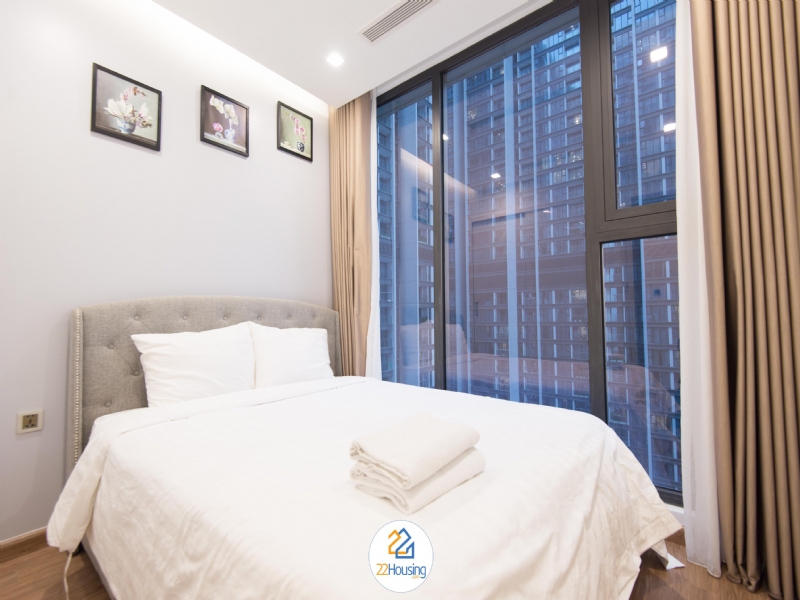 Relaxed apartment for rent in Vinhomes Metropolis Ba Dinh 11