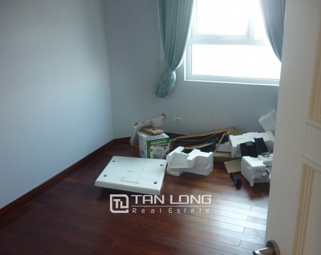 Renovated 3 bedroom apartment for rent in Golden Palace, Nam Tu Liem dist, Hanoi 8