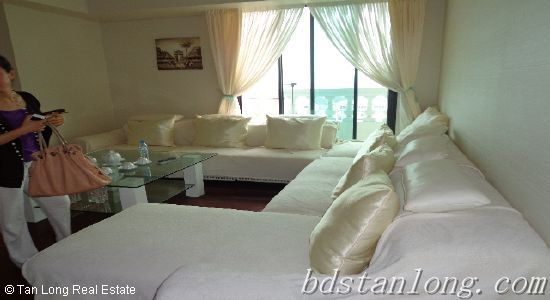 Rental luxury apartment in Pacific Park Place 33 Phan Boi Chau Hoan Kiem district 6