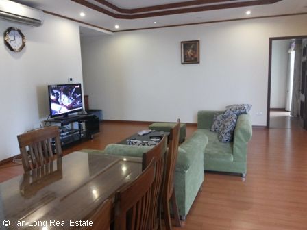 Renting 03 nice bedroom apartment at 29T1 Trung Hoa Nhan Chinh urban, Hanoi. 2
