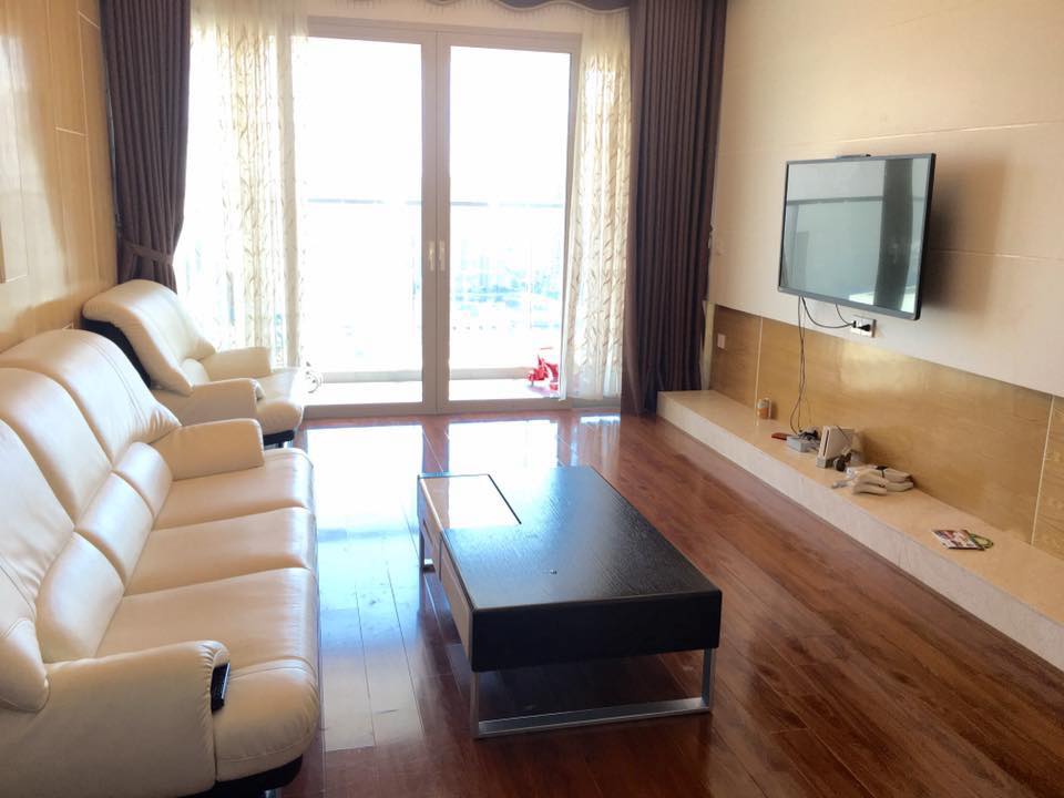 Renting 2 bedroom apartment in C2 Mandarin Garden, Hoang Minh Giam, Cau Giay