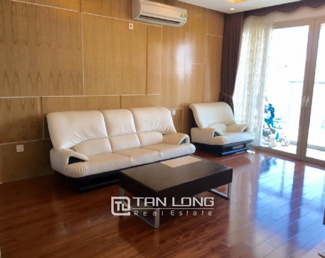 Renting 2 bedroom apartment in C2 Mandarin Garden, Hoang Minh Giam, Cau Giay 2