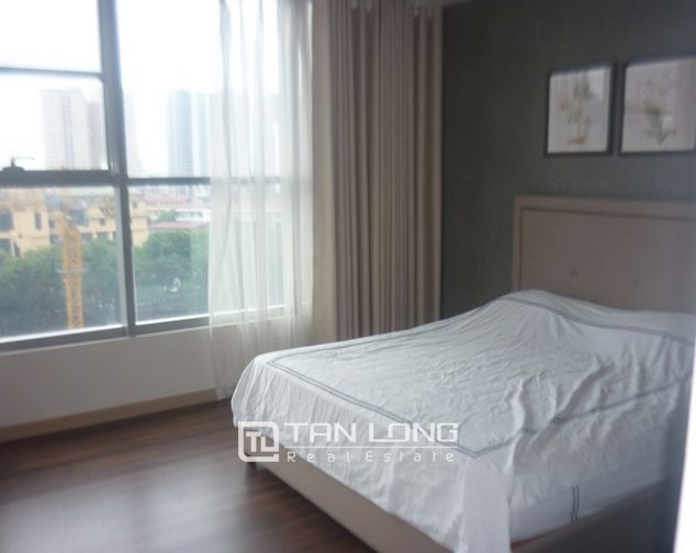 Renting 3 bedroom apartment in Thang Long Number One, modern furniture 1