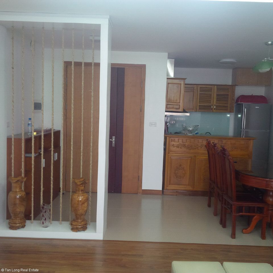 Renting a nice 2 bedroom apartment with full furniture at N07 building, Dich Vong, Cau Giay district. 3