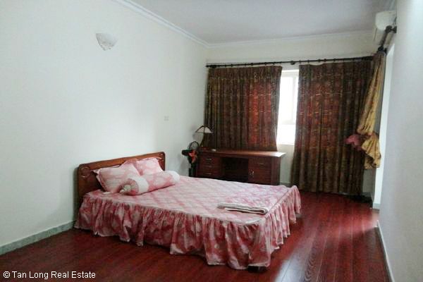 Renting beautiful apartment at 34T Trung Hoa Nhan Chinh urban. 7